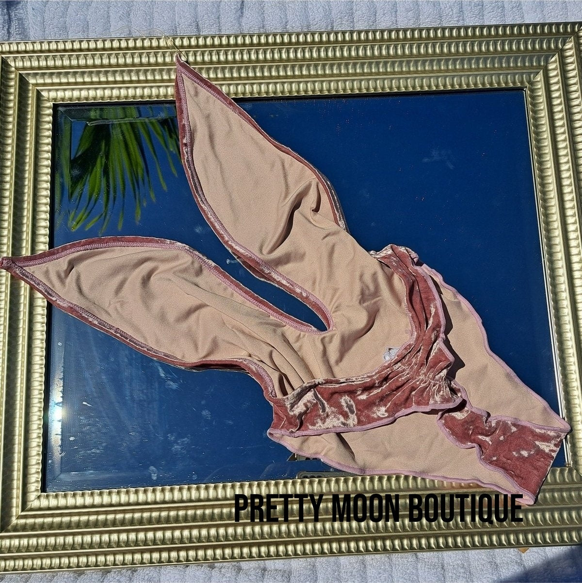 MAUVE VELVET THONG 1PC